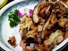 脆皮肘子-新侨小馆(东直门北小街店)