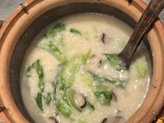 -潮界(LU·ONE凯德晶萃广场店)