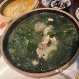 三个人四道菜，共消费150元左右。正宗好吃还不贵！