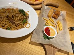 -菲滋意式餐厅(加州阳光二店)