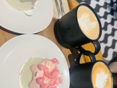 -星巴克臻选(莘庄仲盛店)