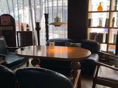 -酤居湖景音乐餐吧(安宁店)