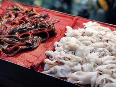 -六合夜市