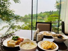 -上海怡沁园度假酒店