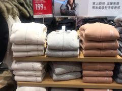 -优衣库(上海金桥太茂店)