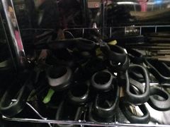 -八月美食小馆(银泰城总店)