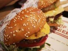 -The Habit Burger Grill 哈比特汉堡(复兴soho店)