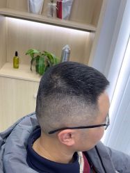 -D.G造型·烫发染发接发