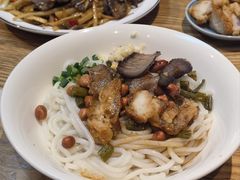 -牛八宝桂林米粉(八里庄店)