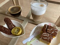 西番尼-上海哈尔滨食品厂(淮海中路店)