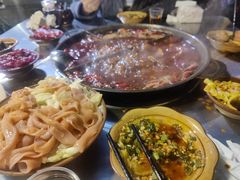 红汤锅底-菜园坝老火锅(金岛店)