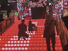 -东方明珠·可口可乐欢乐餐厅