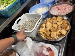 -海口滨海新村143号海南老字号炒菜店