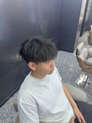 -藤野造型·烫·染发型设计店