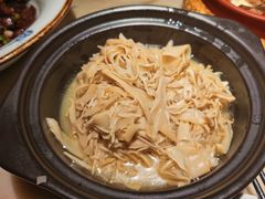 -佬麻雀·新湘菜(珠海金发购物中心店)