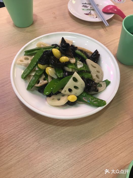 旧识餐厅(鸭绿江街店)四季小炒图片 - 第1张