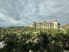 -海南清水湾莱佛士酒店