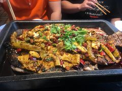 -俏巴妹烤鱼香锅(奥体店)