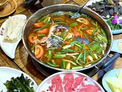 -亮欢寨酸汤鱼(沙冲路店)