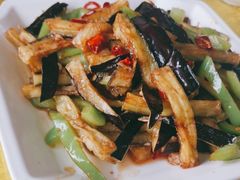 红烧茄子-青岛锅贴(四流中路店)