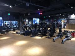 -VLines耀能运动24小时·月付制健身(京广桥店)