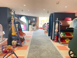 -奈尔宝·儿童乐园·亲子餐厅(华采天地店)