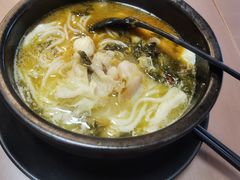 -灵芝妹子海鲜米线(瓦房店新玛特店)