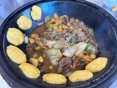 -粘豆包柴火铁锅炖