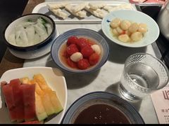 -尚尚仙·酸汤猪手·猪肚鸡火锅(华联万柳购物中心店)