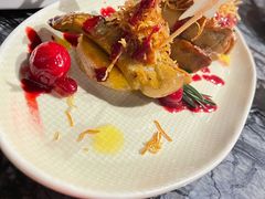 香煎鹅肝配树莓酱-TIAGO HOME KITCHEN(王府中环店)