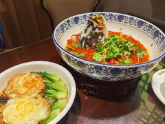 -湘潭九龙鱼头店(城南西路店)