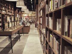 -百新书局(尚悦湾店)