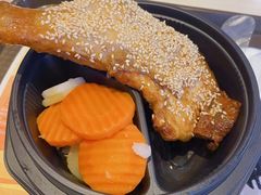 芝麻满满脆皮大鸡腿饭-肯德基(昆山开发区店)