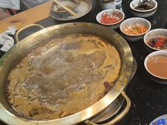 -顶顶汤火牛排火锅·经典铜锅涮肉