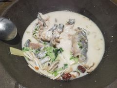-鲜潭蒸汽石锅鱼(五道口购物中心店)