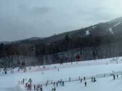 -亚布力新体委滑雪场