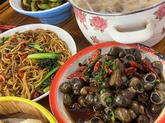 -冶建镜子·老南昌大排档·江西虾王(总店)