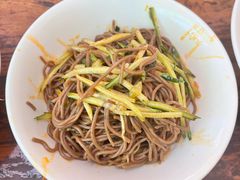-王菊美食街