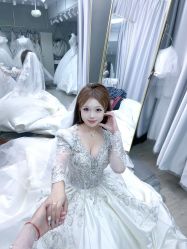 -莫小姐婚纱