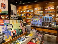 -西西弗书店&矢量咖啡(凯德晶萃广场店)