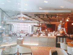 -怡咖啡海鲜自助餐厅(浦东香格里拉店)