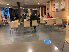 大堂-麦当劳(天津站三店)