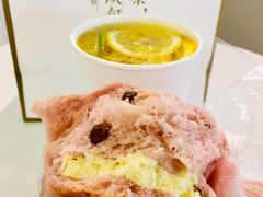 蜜蜜芝士火龙果-奈雪的茶(天河城店)