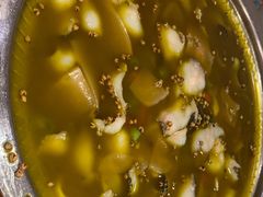 -有红鸡毛店·川菜(建设路店)