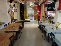 -又见马甲M8融合西餐厅(体育中心店)