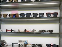 -潘多拉眼镜·蔡司依视路明月(潘家园店)