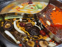 -重庆大队长火锅(凤城八路店)