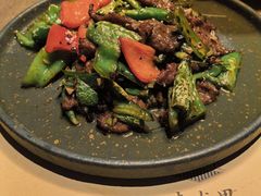 -来龙里 精致 东南亚餐室(万象城店)