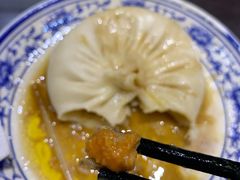 蟹黄大汤包-九炉分座(个园店)
