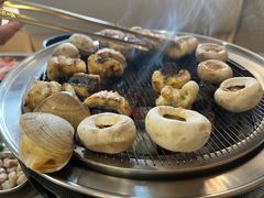 -围炉肉舍•炭烤活鳗•丹东海鲜烤肉(步行街店)